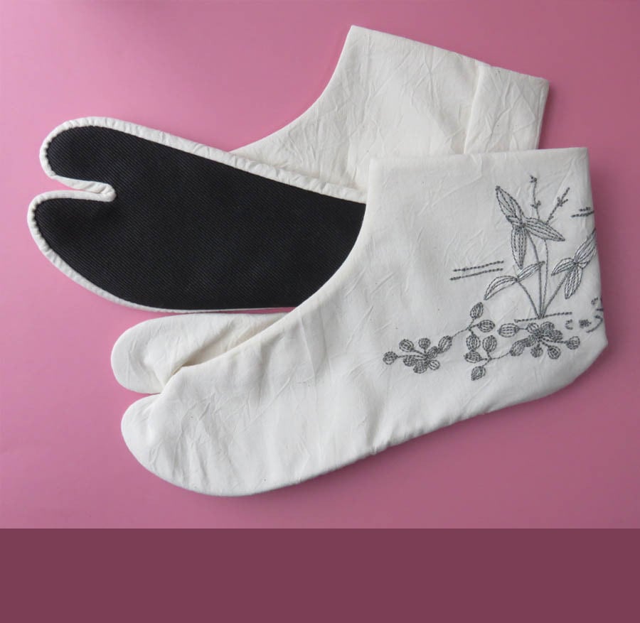刺繍足袋お作りします♪ （オモダカ） | 富士商会