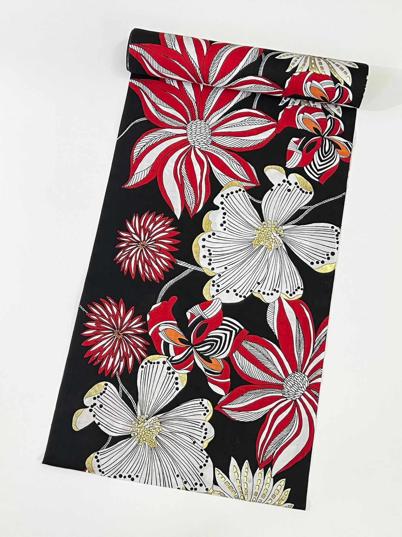 鉛筆画 「なれない浴衣」作品Ｎｏ．100 浴衣 飛ばすぜフルーツ 絵羽 飛び柄 ネイビー 紺地 パイナップル セオ