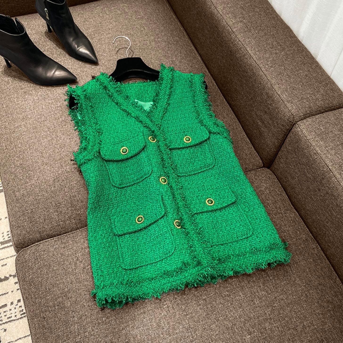 グリーン ツイード素材ベストジレ | DRESSNISTA