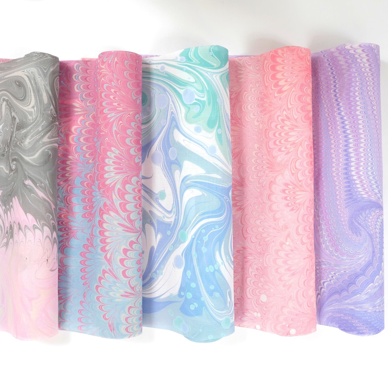 リバーシブル半巾帯 ［パウダーブルーとハイビスカスピンク　花火柄］