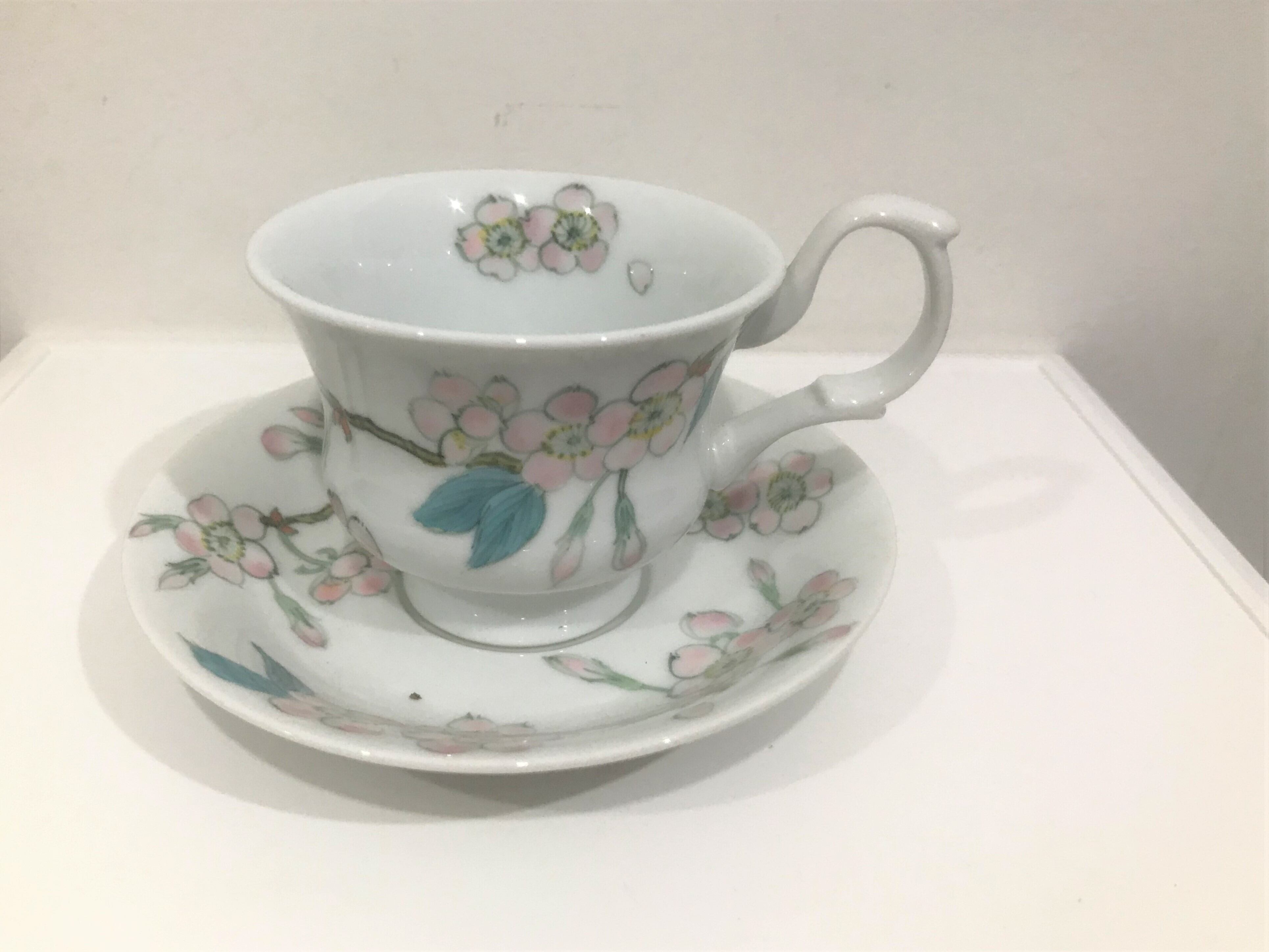 桜珈琲碗皿・染付珈琲碗皿アップハンドル 限定品 伯父山窯 | aritashomura