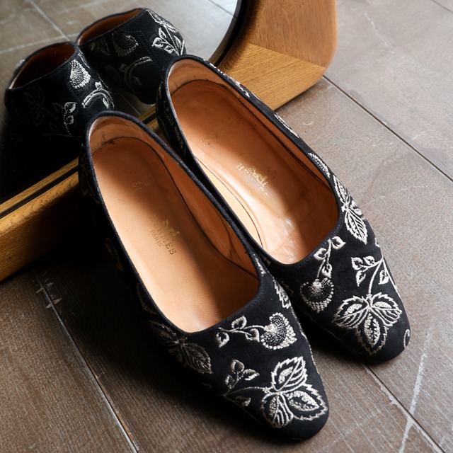 80s-90s Hermes Chèvre Velours Embroidery Flat Shoes