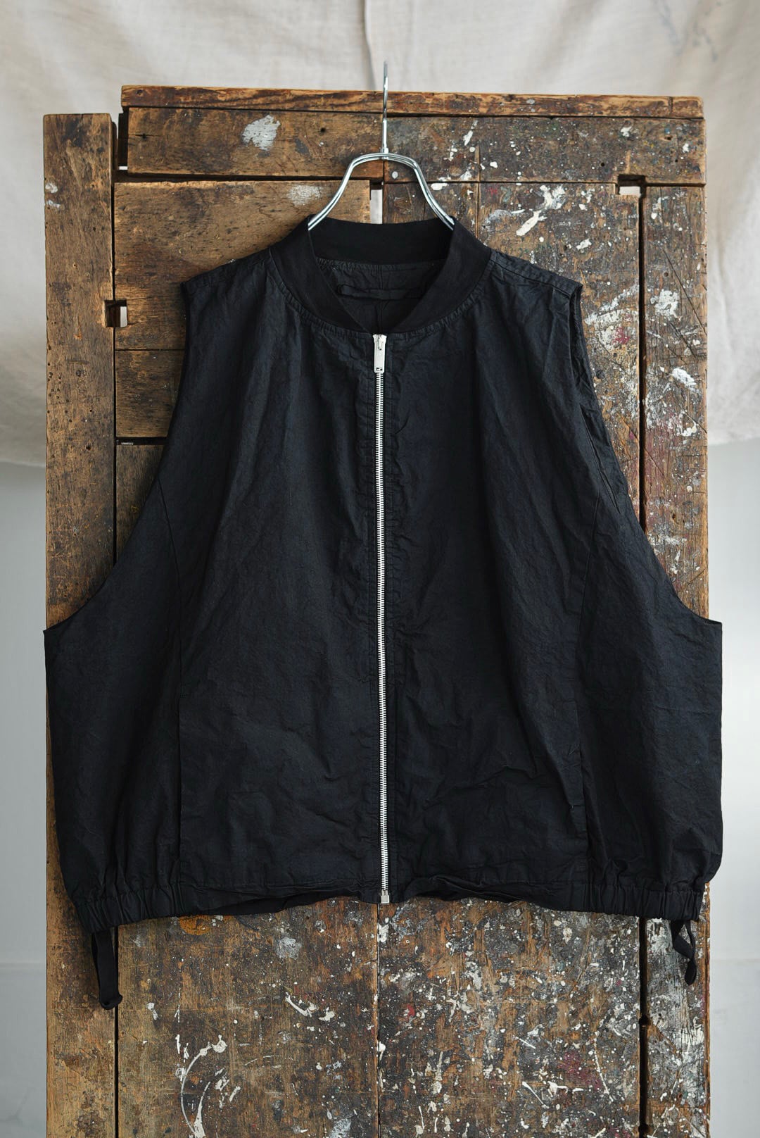 ALBUM DI FAMIGLIA - 4438 SLEEVELESS BOMBER CC / BLACK