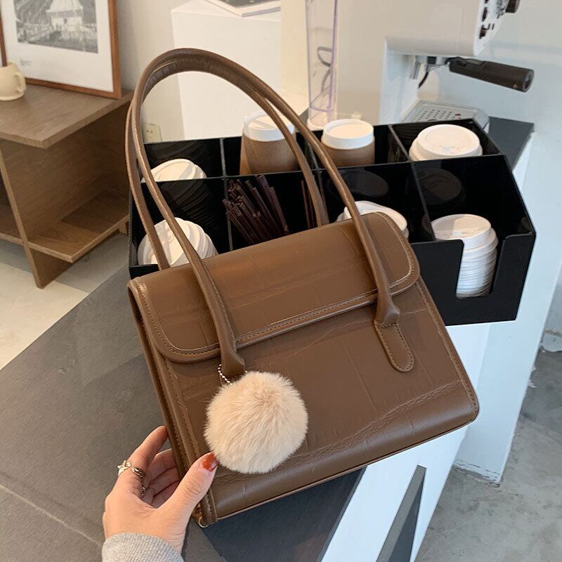 オータムウィンターレッド 秋物 冬物 スクウェア Tiancai_Wing_Bag6822721012