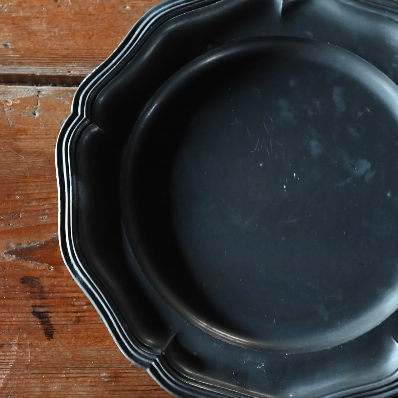 Pewter Plate / ピューター プレート〈 お皿・エタン・収納・店舗什器