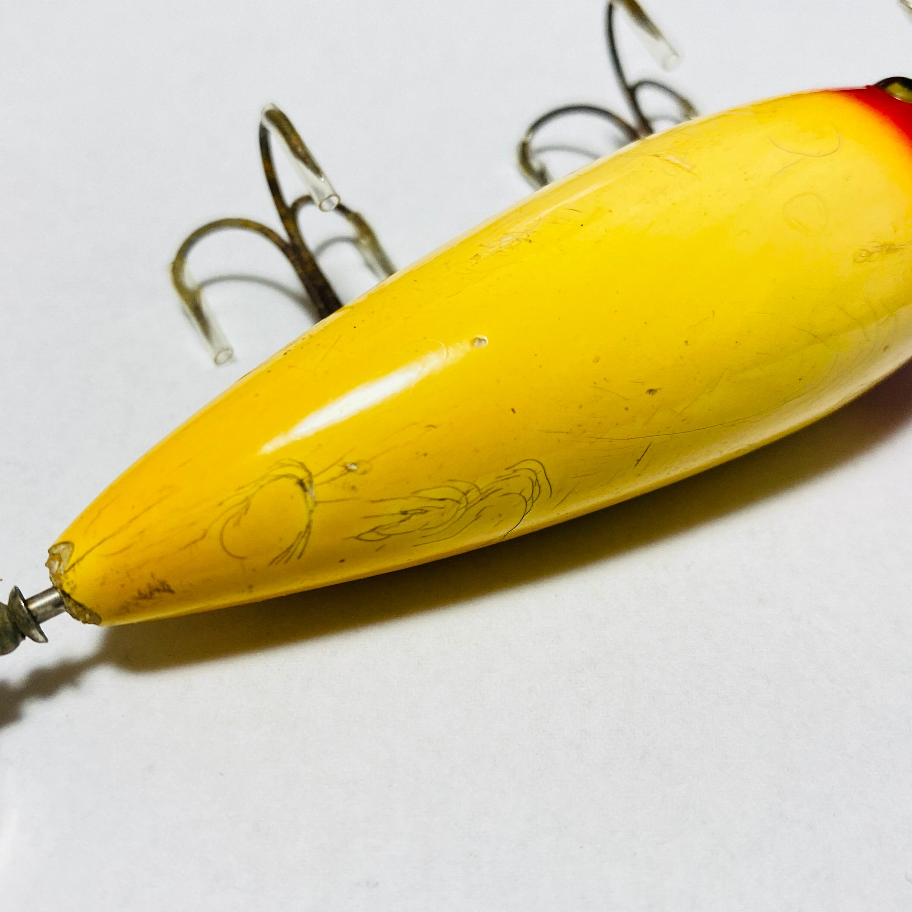 30's Heddon MUSKY SURFACE #300 (約 28g ボディ部9cm）[3608