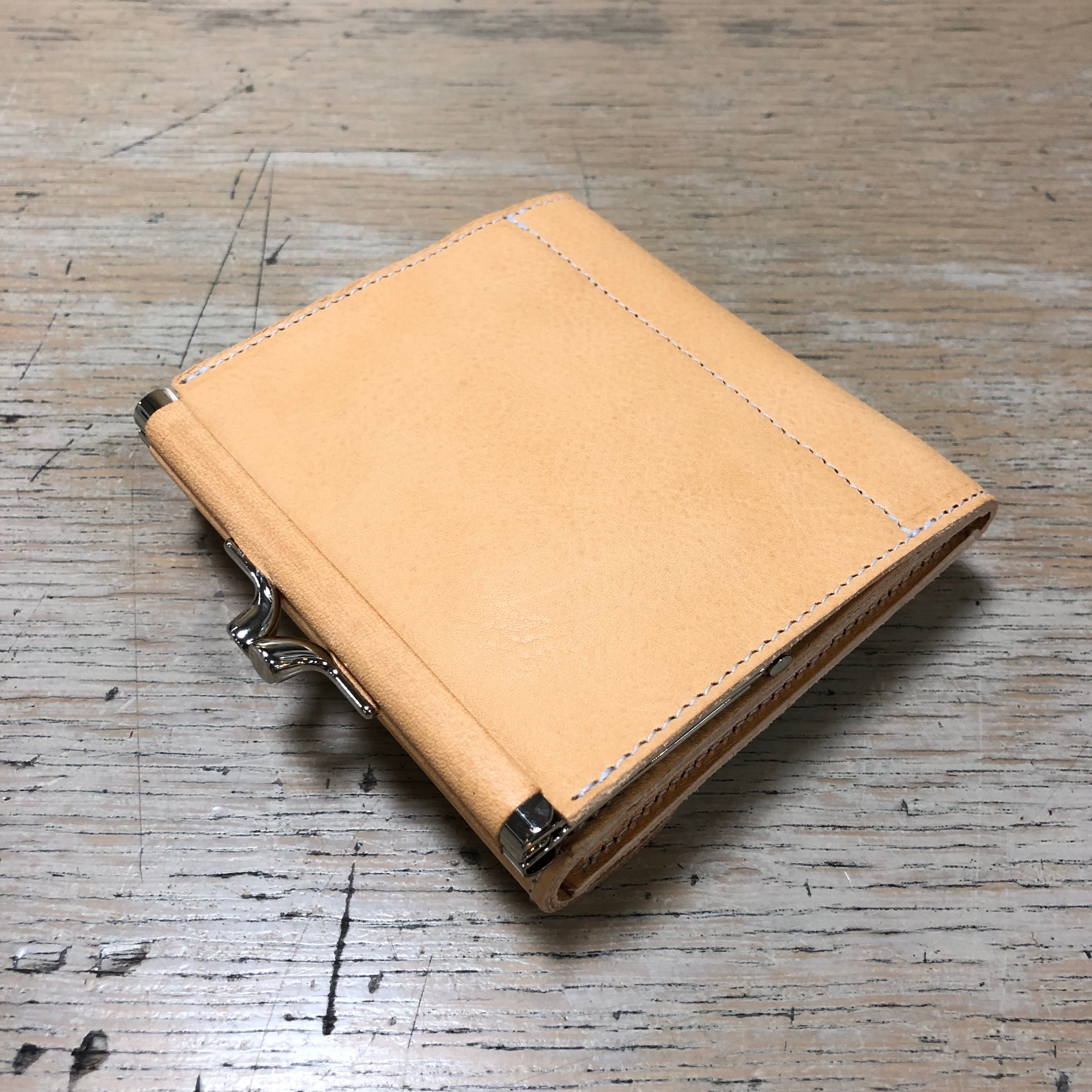 Since 1970 メダル コレクション IL BISONTE イルビゾンテ 2つ折りガマ