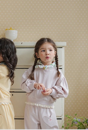 秋レース裾花柄トレーナー