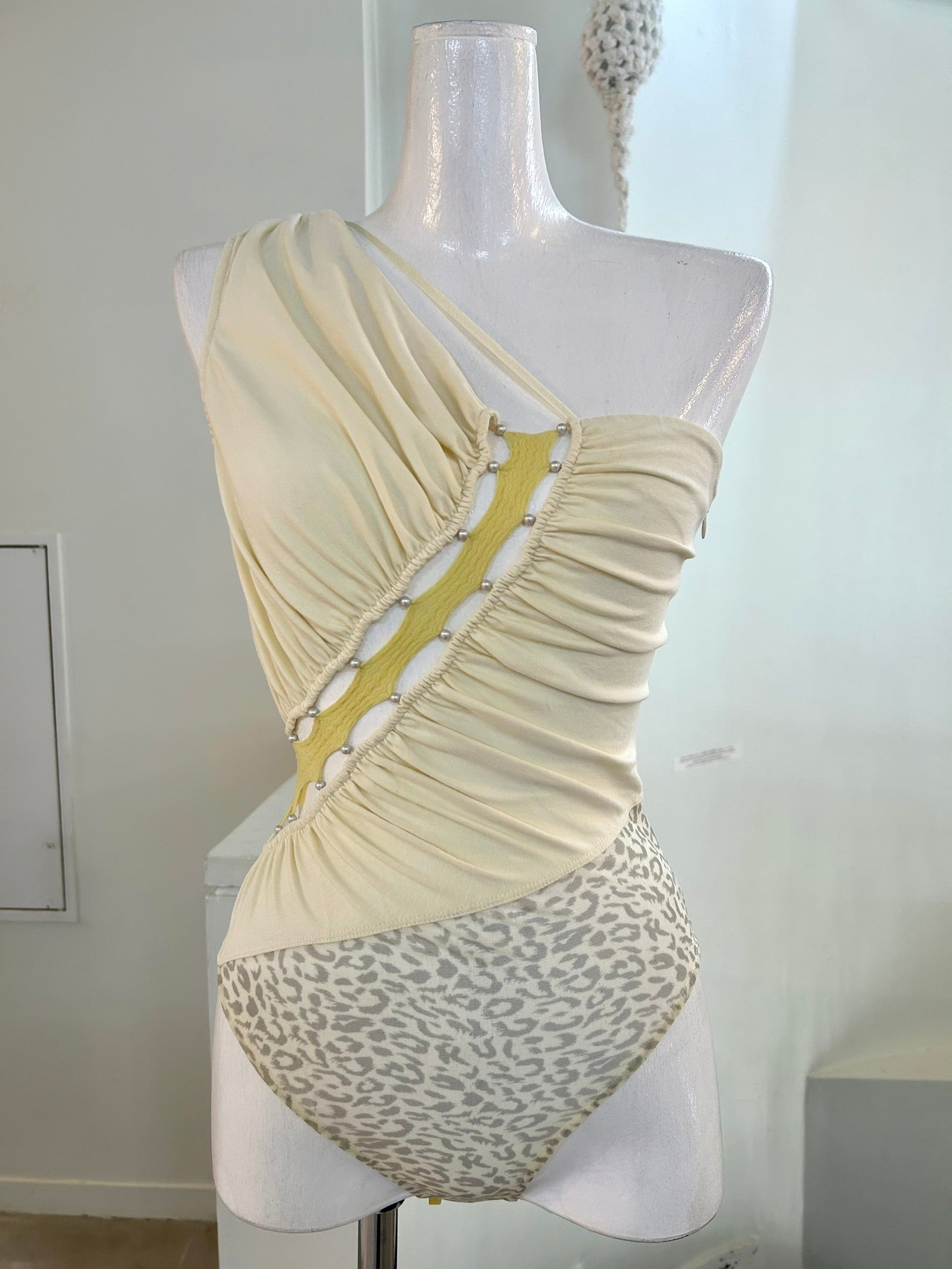 RUIbuilt one-shoulder ruched combo leopard mesh bodysuit