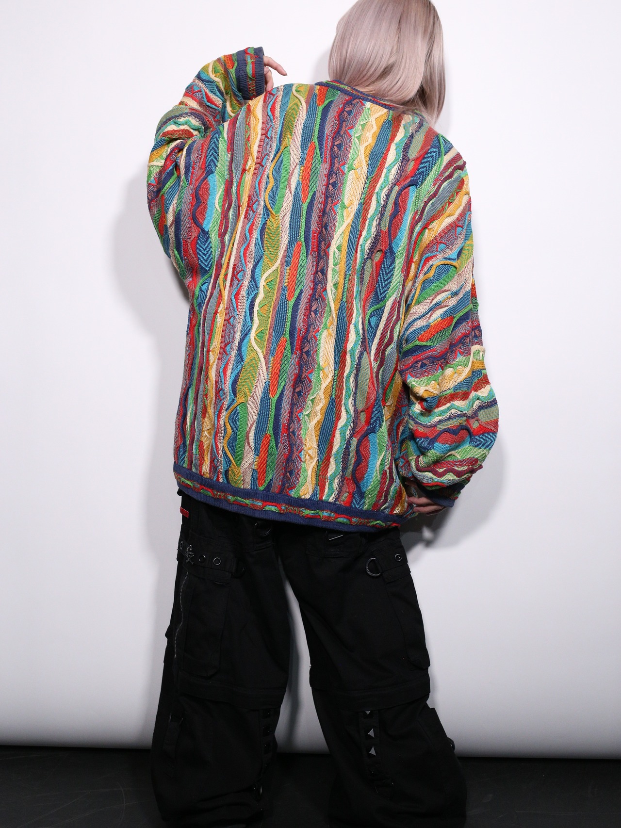 ”3D” pattern psychedelic coloring cotton knit - 5