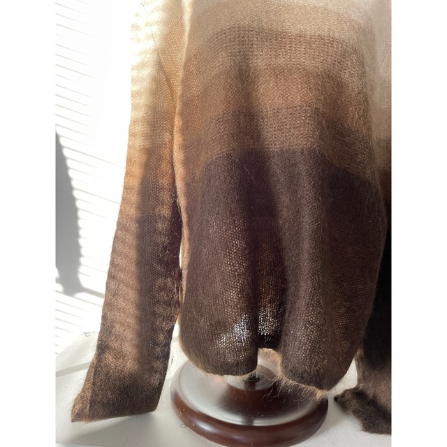 Gradation brown knit