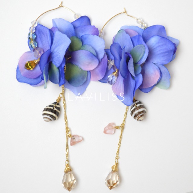 blue sea flower pierce