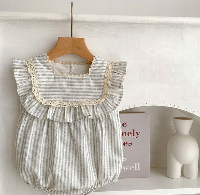 ストライプレース ロンパース