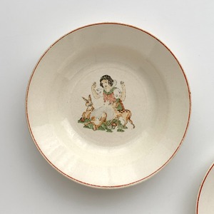 ARABIA / “Snow White” Children Plate