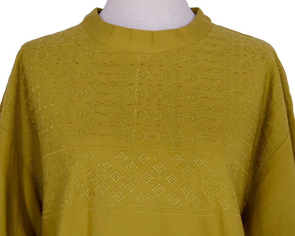 刺繍プルオーバー SIKQ5489 | Keitto NORTHERNTRUCK LILASIC