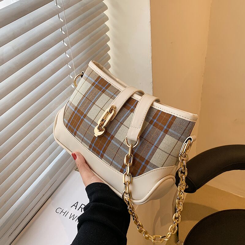 サマーチェーン レッド 夏物 メッセンジャーバッグ Tiancai_Wing_Bag68124031495