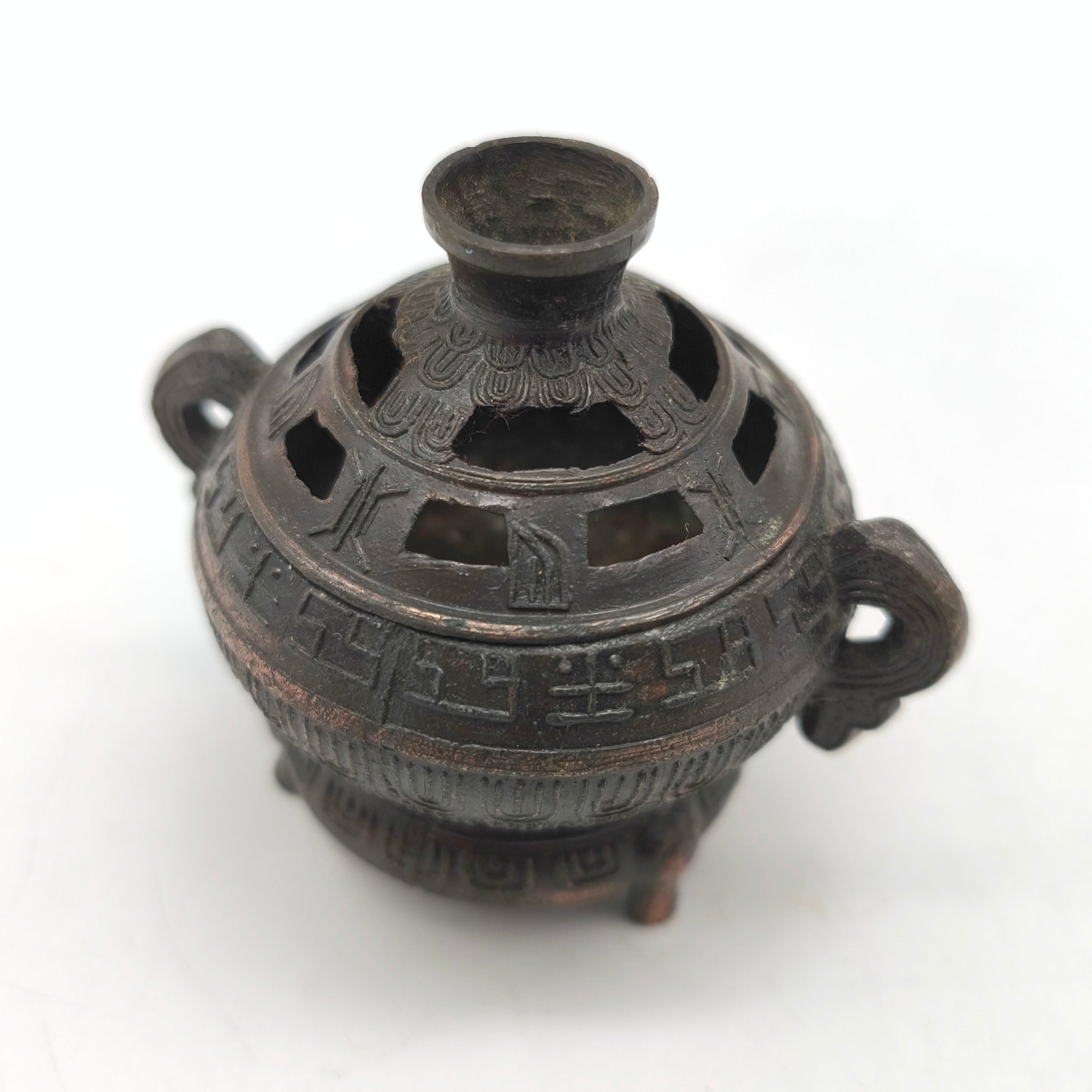 鉄香炉・三脚香炉・三足香炉・ミニサイズ・台湾製・No.250329-15
