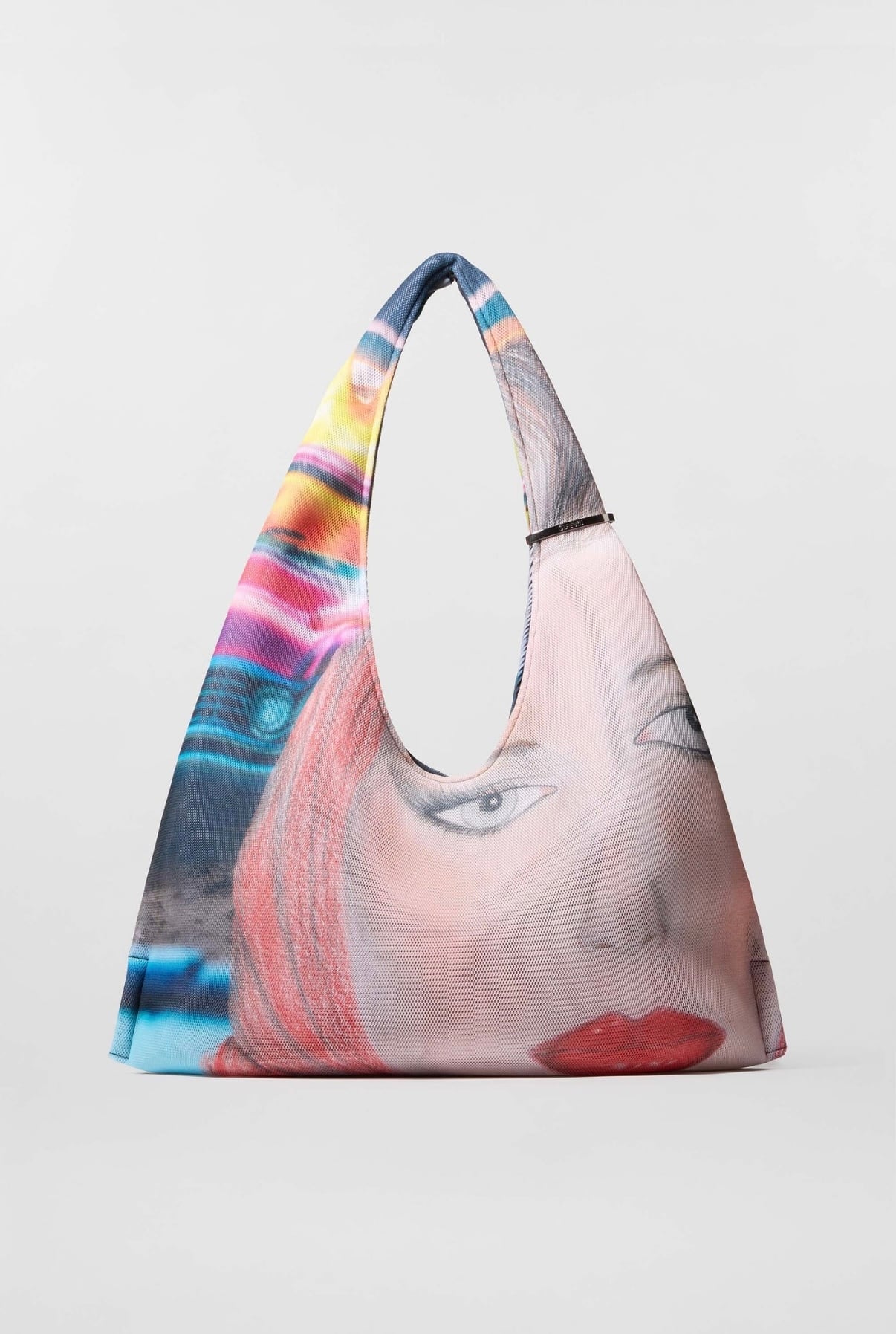 『SUNNEI』MULTITASKING PRINTED BAG / Annemarie print