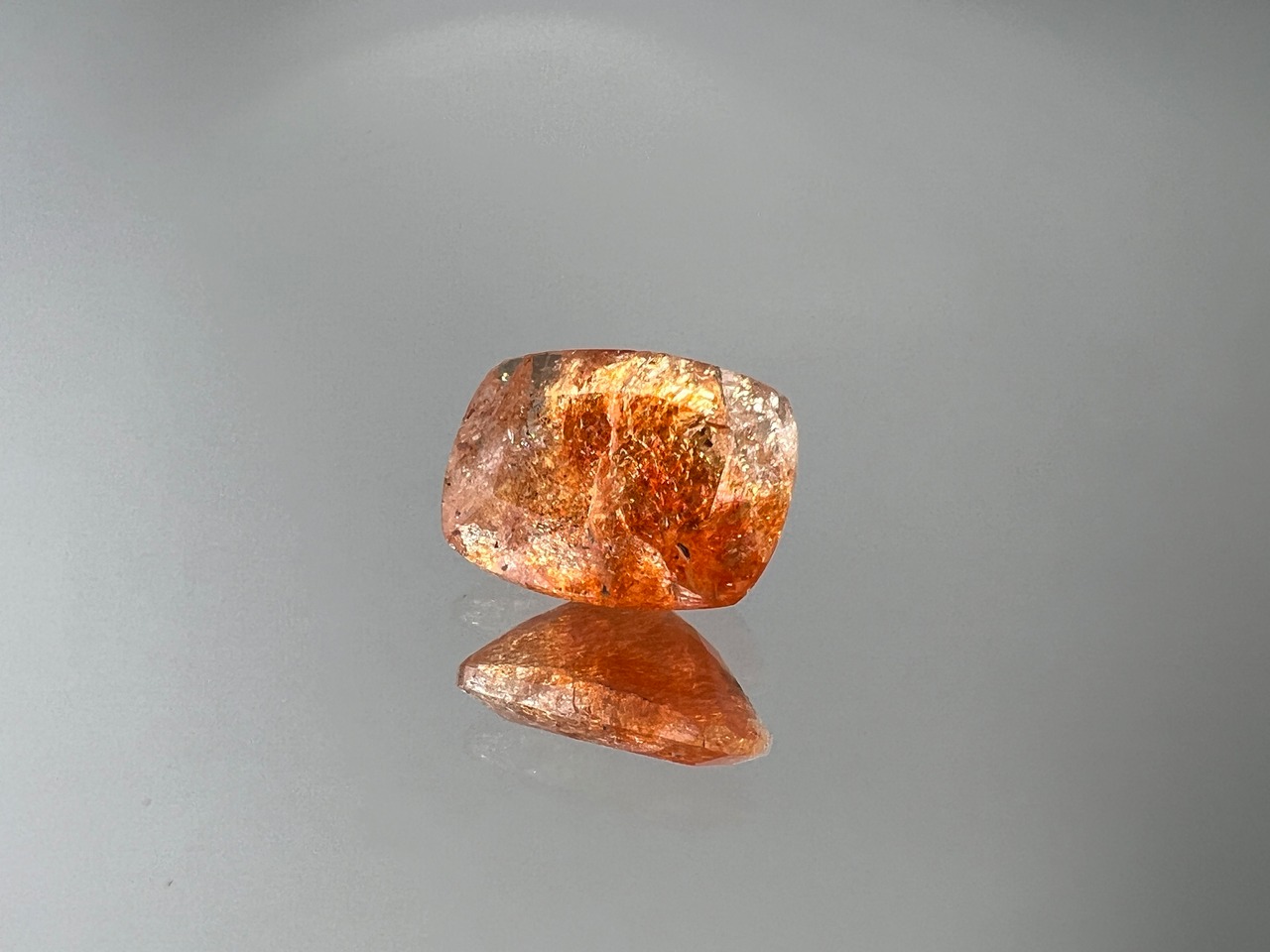 オレンジサンストーン　2.75ct　 [C13‐44]