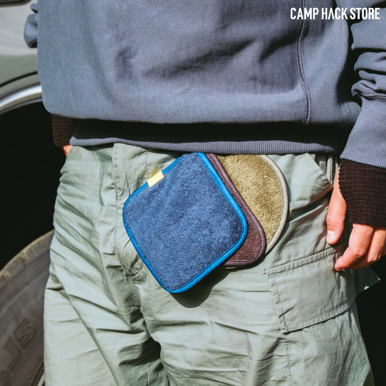 ぶら下げて使える「スーパータイニータオルセット」 | CAMP HACK STORE