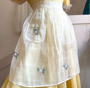 50's vintage flower embroidery apron