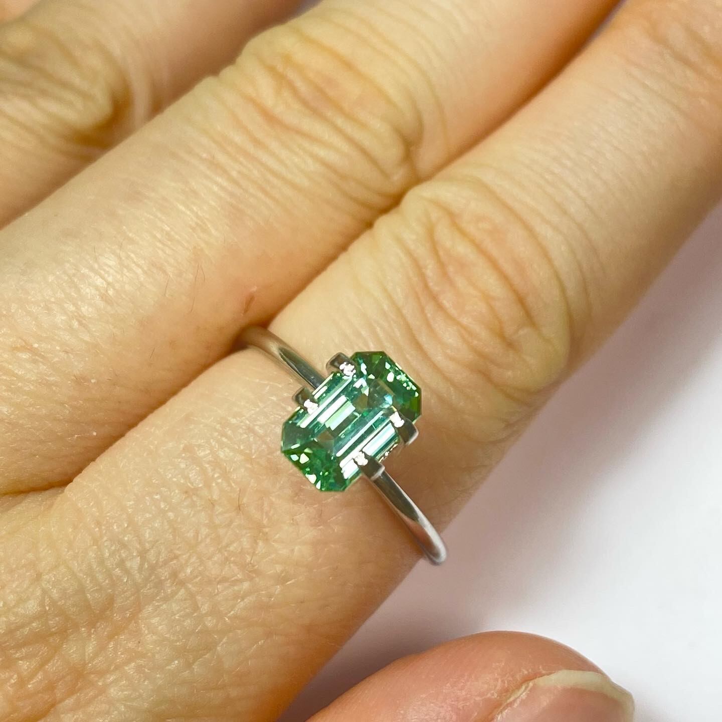 爽やかなミントグリーントルマリン