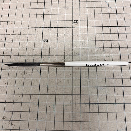 MACK Brush "Von Dago Lite Saber" LONG HANDLE #4