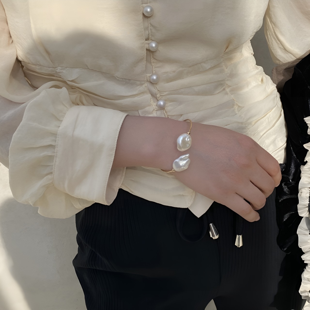 Natural baroque pearl 14k gold bracelet【H00023】