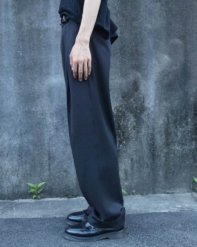 Pinstripe Tuck Double slacks
