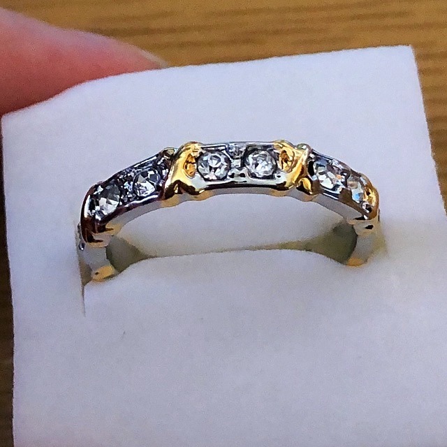 X gold ring