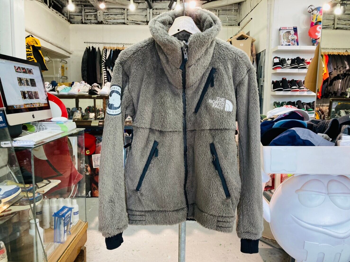 the north face Antarctica Versa Loft 羽織っ Jacket