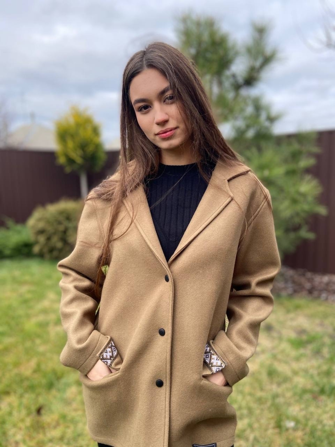 ウクライナ産カシミヤ手刺繍ジャケットコート　レディース - 2