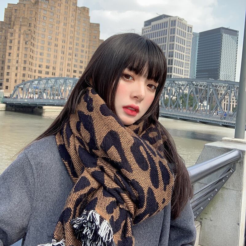 スカーフ ウィンターレオパード格子柄ロング 冬物 ブラック・アイド・ピーズ95829243432