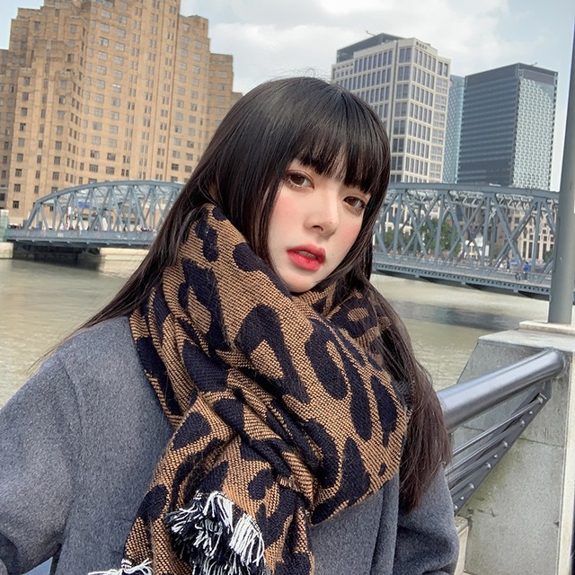 スカーフ ウィンターレオパード格子柄ロング 冬物 ブラック・アイド・ピーズ95829243432