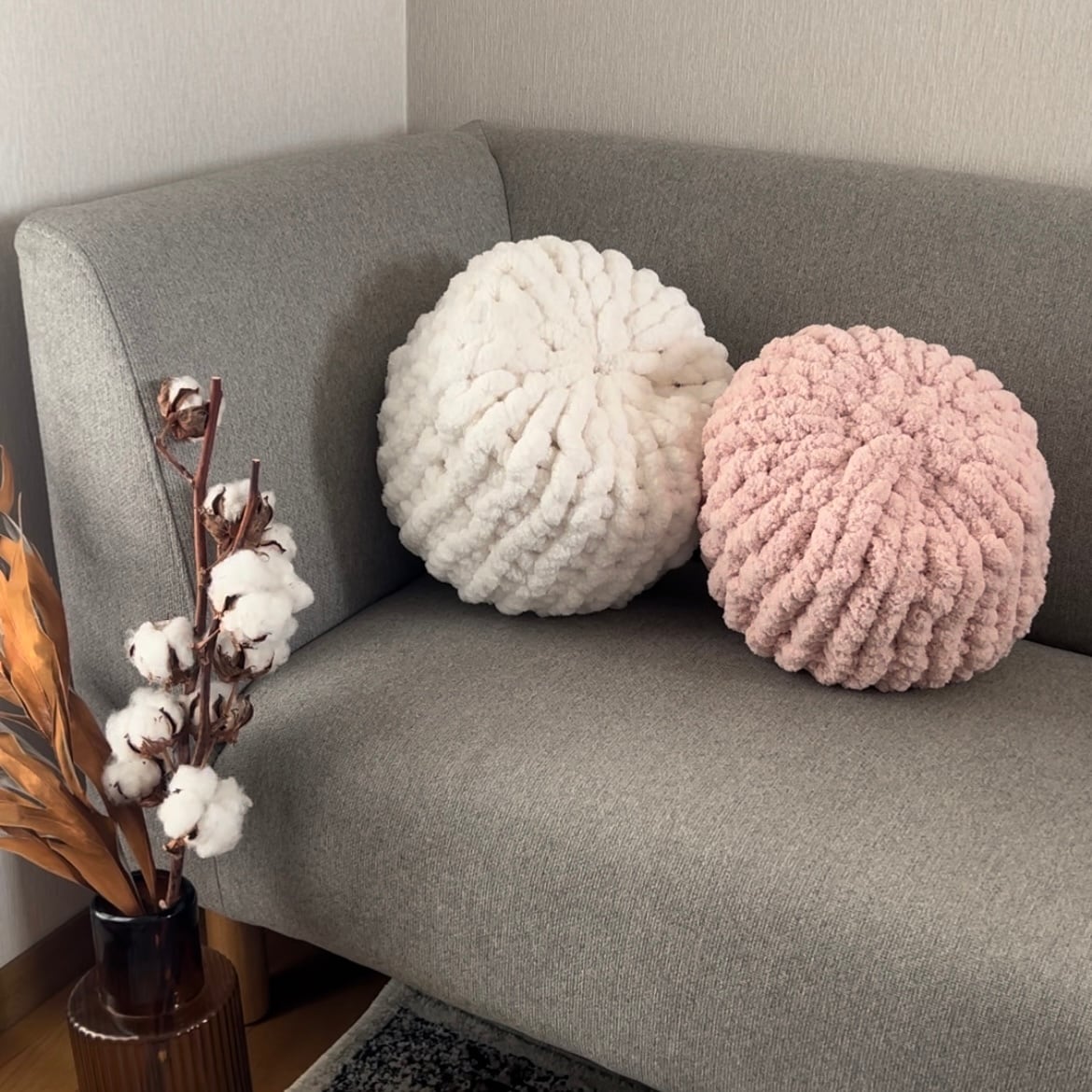 クッション制作KIT ︴毛糸1玉+手芸わた100g | Douillet (ドゥイエ