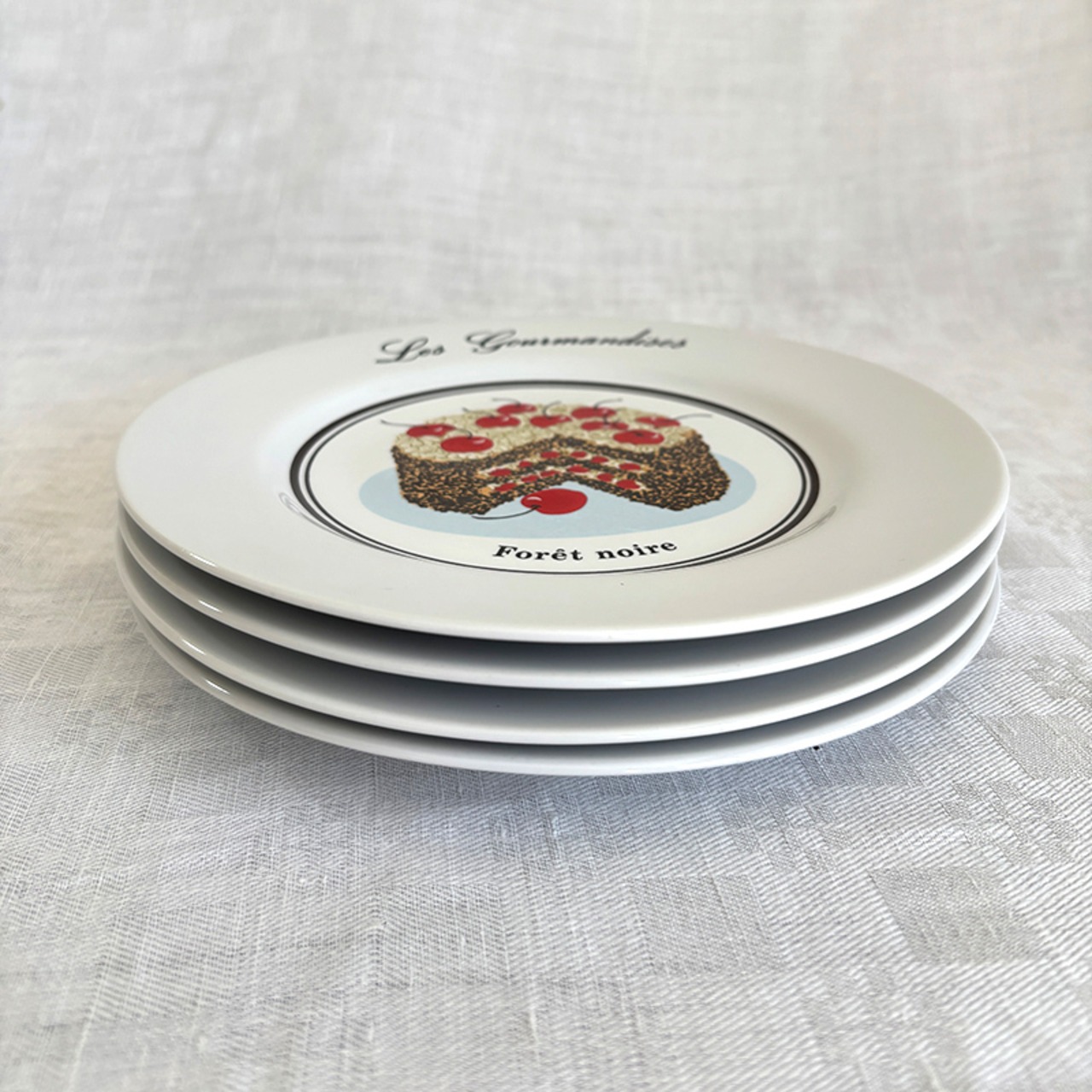 ケーキ皿　デザートプレート　Les Gourmandises　おやつシリーズ チョコレートケーキ　Veritable Porcelain  12twec20-4