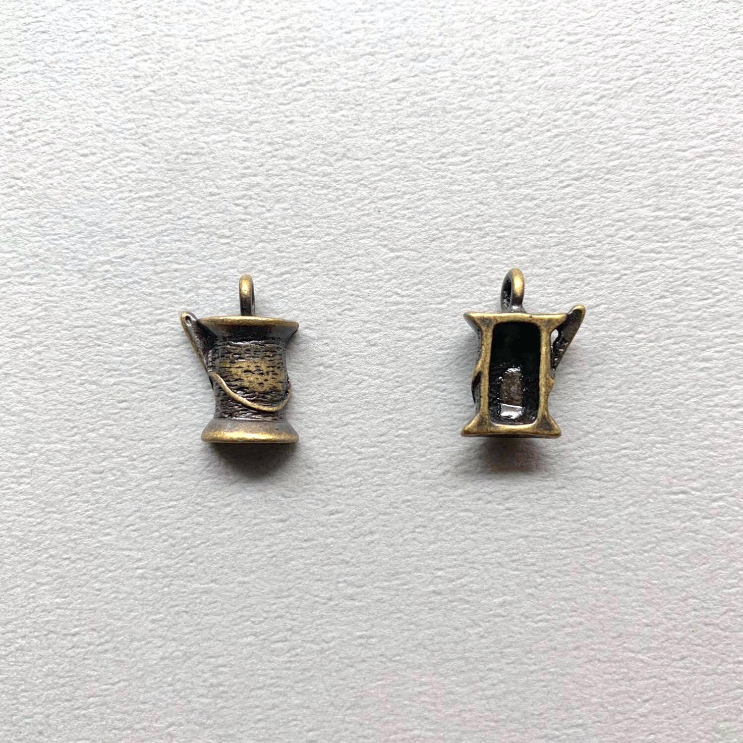 再入荷〉アンティーク風 糸巻きボビンチャーム | Dua-アクセサリー