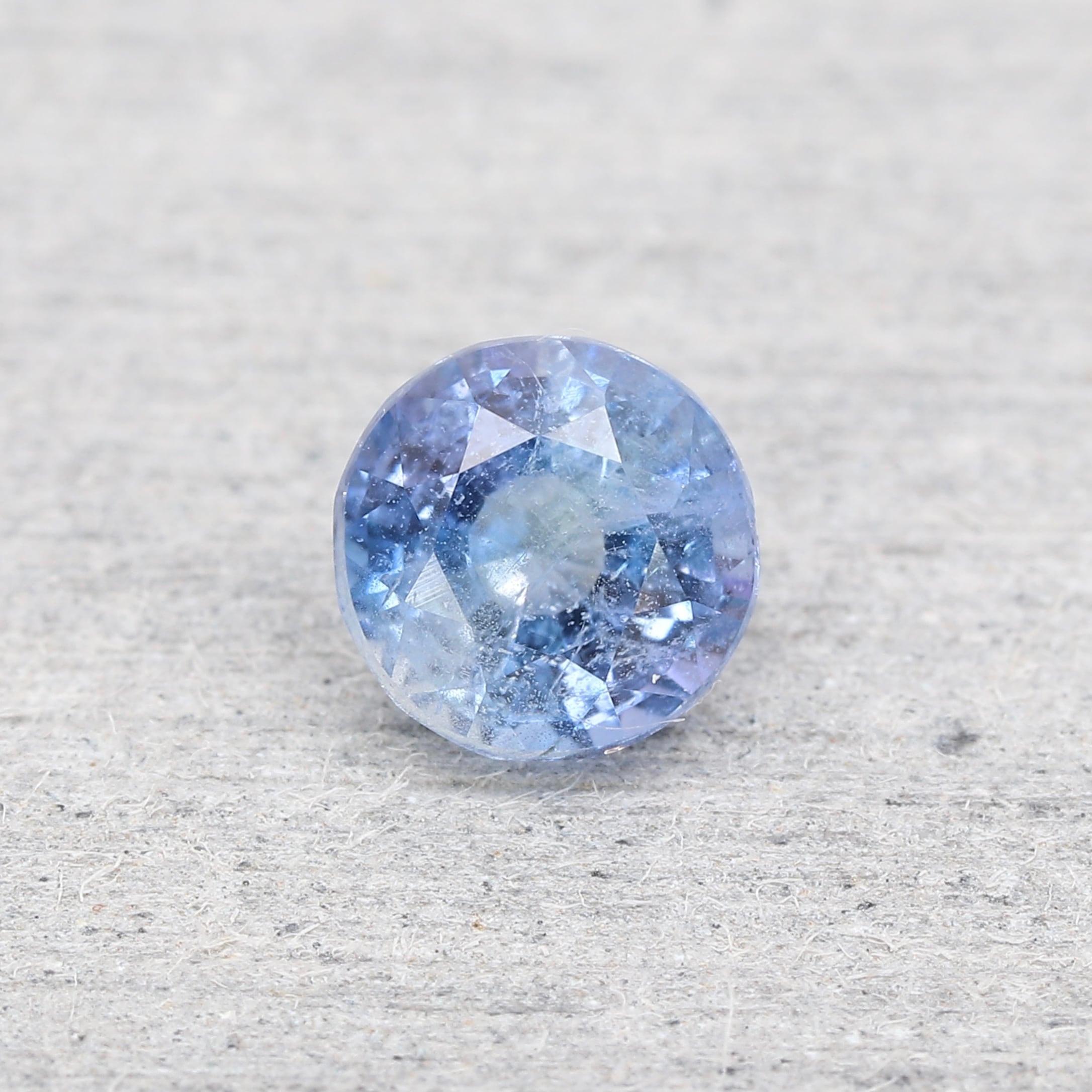 のアイテムを 天然コランダム サファイア 1．88ct / D0 