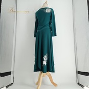 社交ダンス 衣装 prima boutique プリマブティック ツーピース レッスンウェア グリーン系 緑 スタンダード セットアップ 上下セット トップス スカート きれいめ 上品 気品 エレガント かわいい 大人っぽい 華やか ダンスパーティー ステージ衣装 舞台衣装 発表会 2点セット 緑系 ラインストーン レディース 女性 標準 セミフォーマル スタンダード用 演奏会 ダンス服 伸縮性 なし 胸パッドなし 肩パッドなし ポリエステル