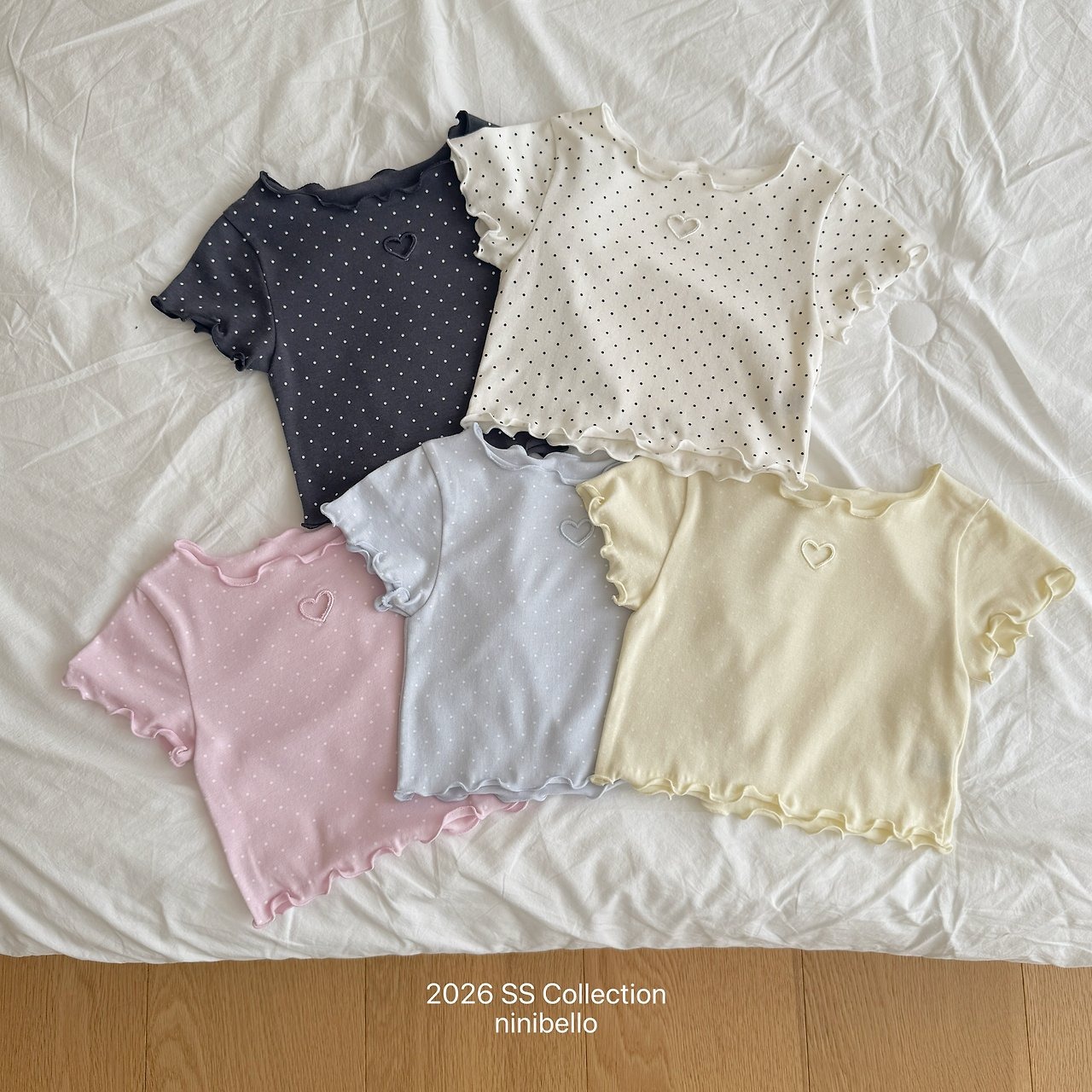 [ninibello] Dot Heart Punching Tee / [니니벨로] 도트하트펀칭티
