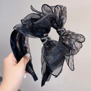 【コーデの主役に】 ビッグリボン カチューシャ