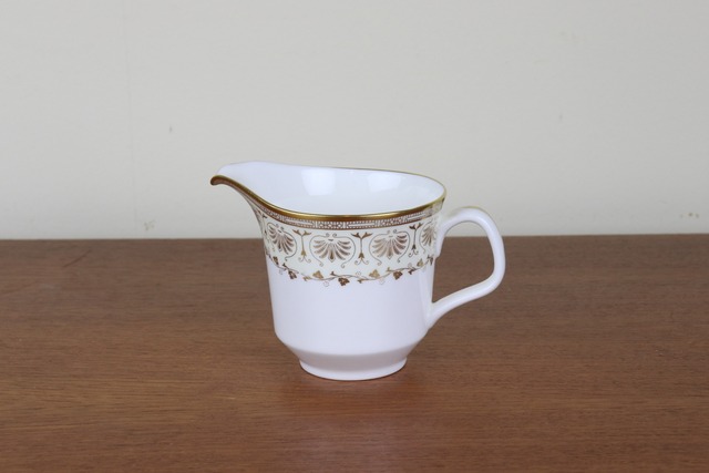 ミントン　ジュビリー　ミルクジャグ　ミルクピッチャー　MINTON　JUBILEE　イギリス　ヴィンテージ　陶磁器　つ289
