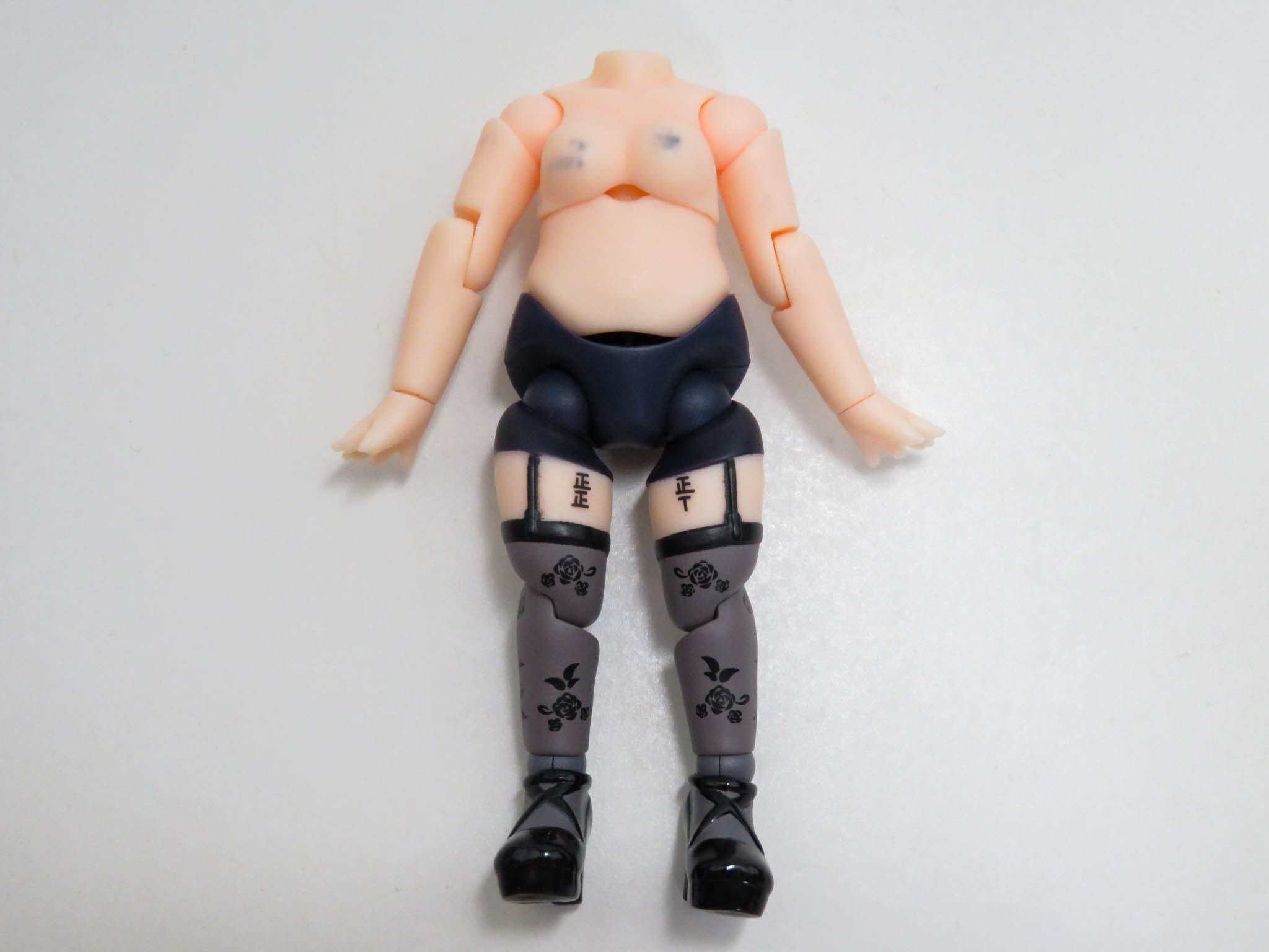 再入荷(A−ランク)ねんどろいどどーる 黒江雫 素体(靴セット)