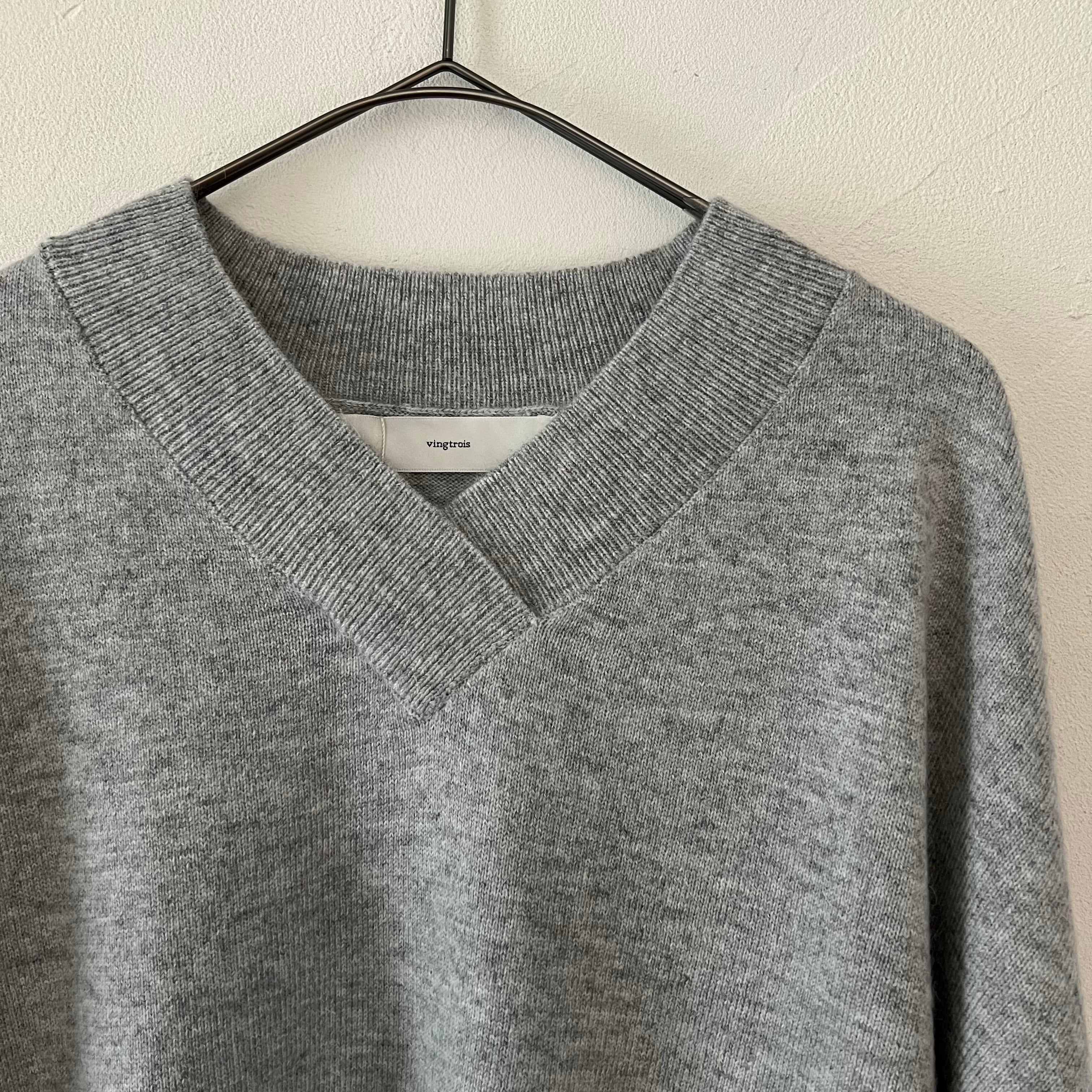 【SELECT】アンゴラ混Vネックポンチョ風ニット