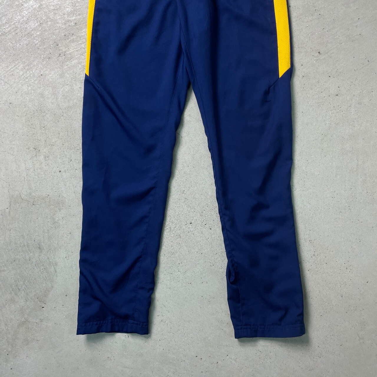 NIKE ナイキ DRY-FIT ジョグパンツ ウォームアップパンツ FCB ワッペン 