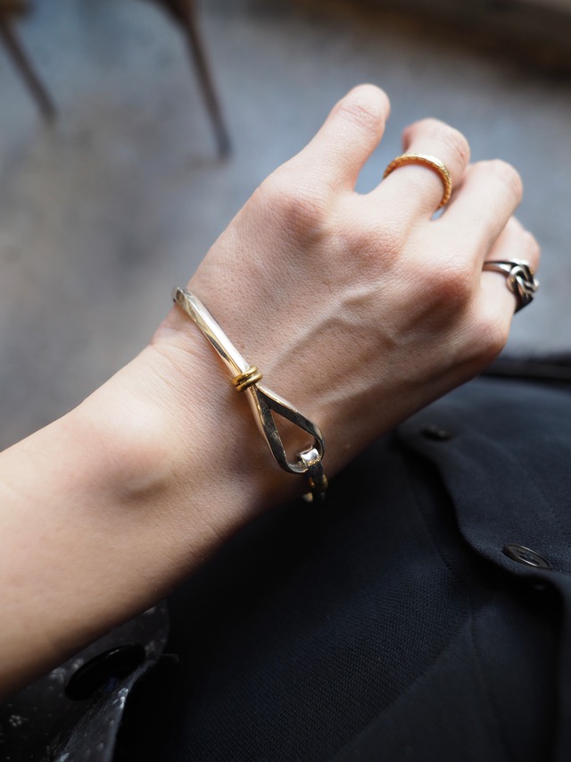 AMERICA Vintgae Silver design bangle
