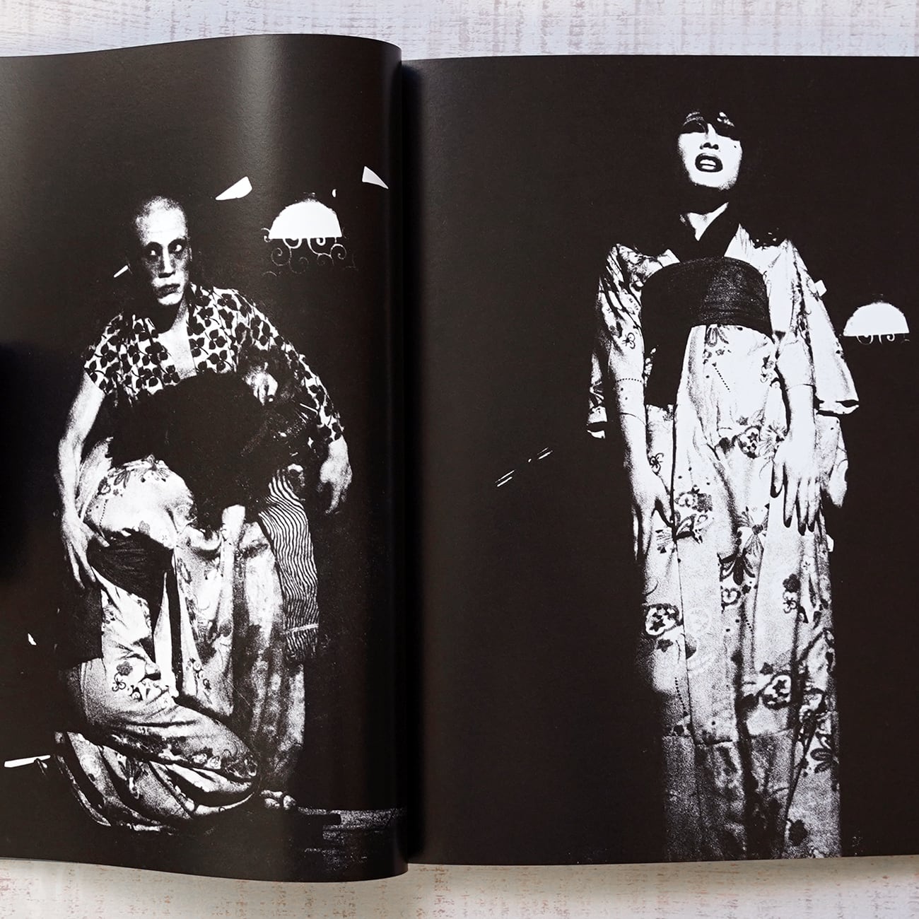 実存 968-69 状況劇場 西村多美子 (大久保鷹サイン入) | タイムカプセル