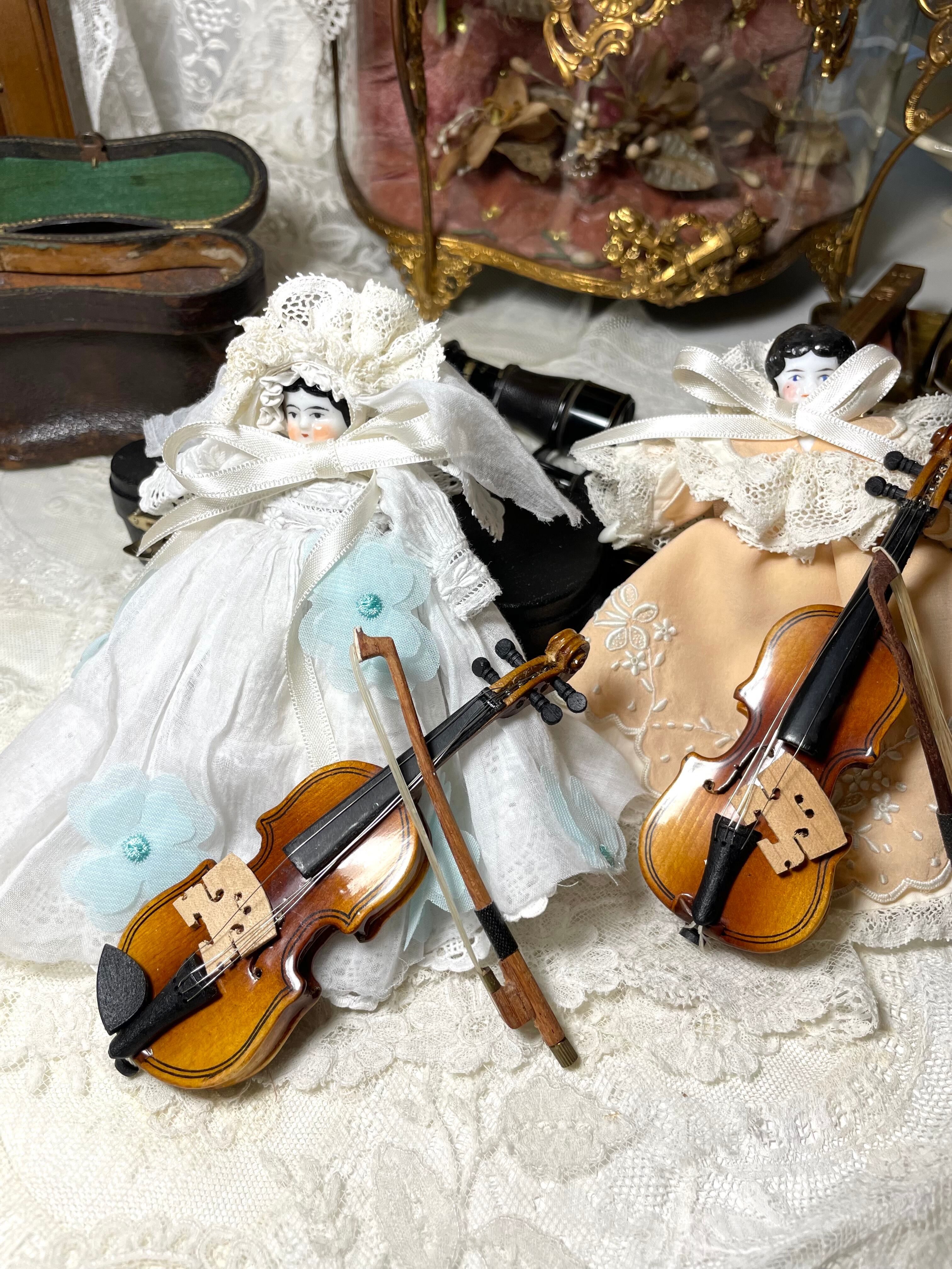 collector's item】ref: 2427 アンティーク・ドイツ製・ミニョネット