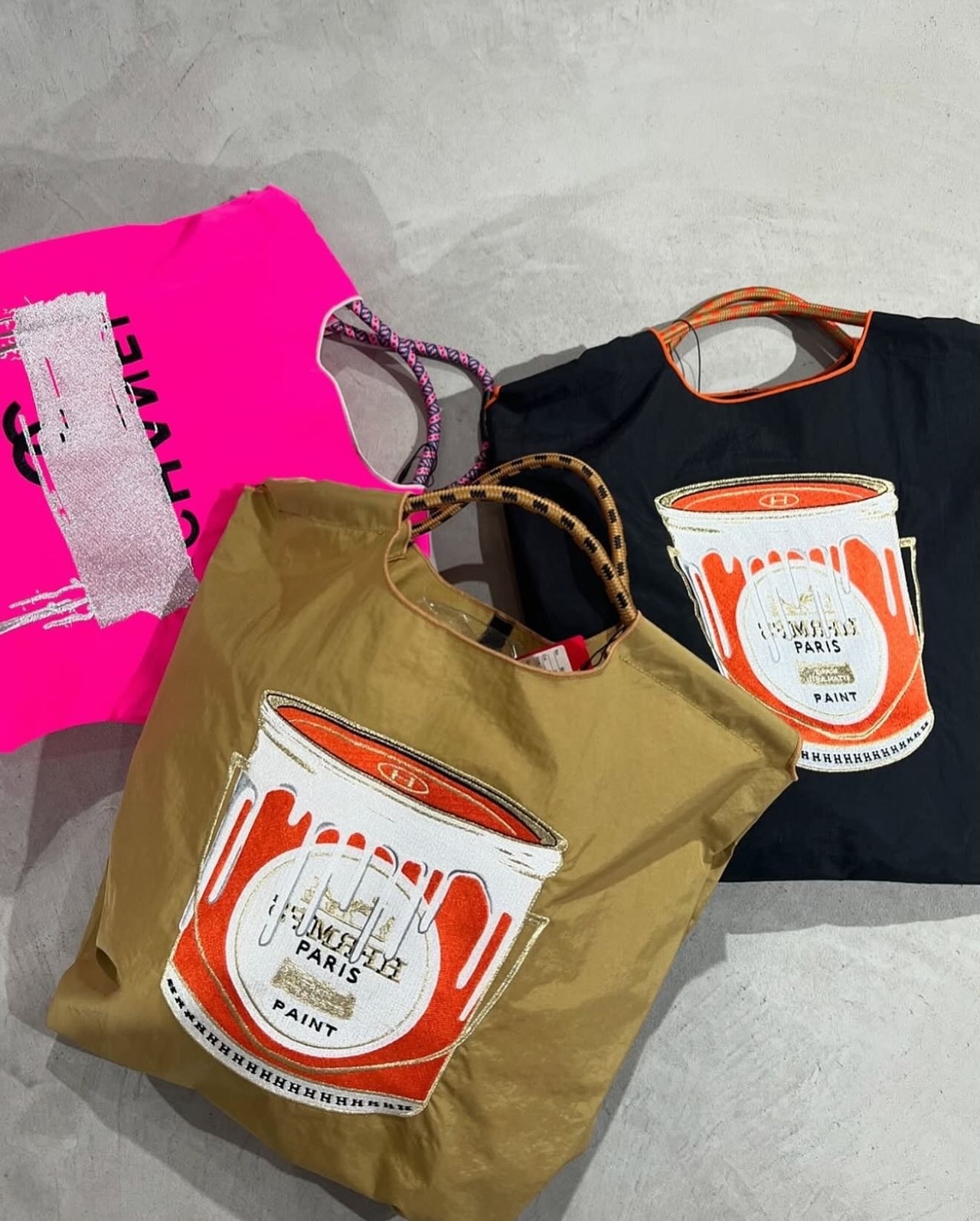 ミカーレミカーレ MICALLEMICALLE 　HERMペイント缶トートバッグ