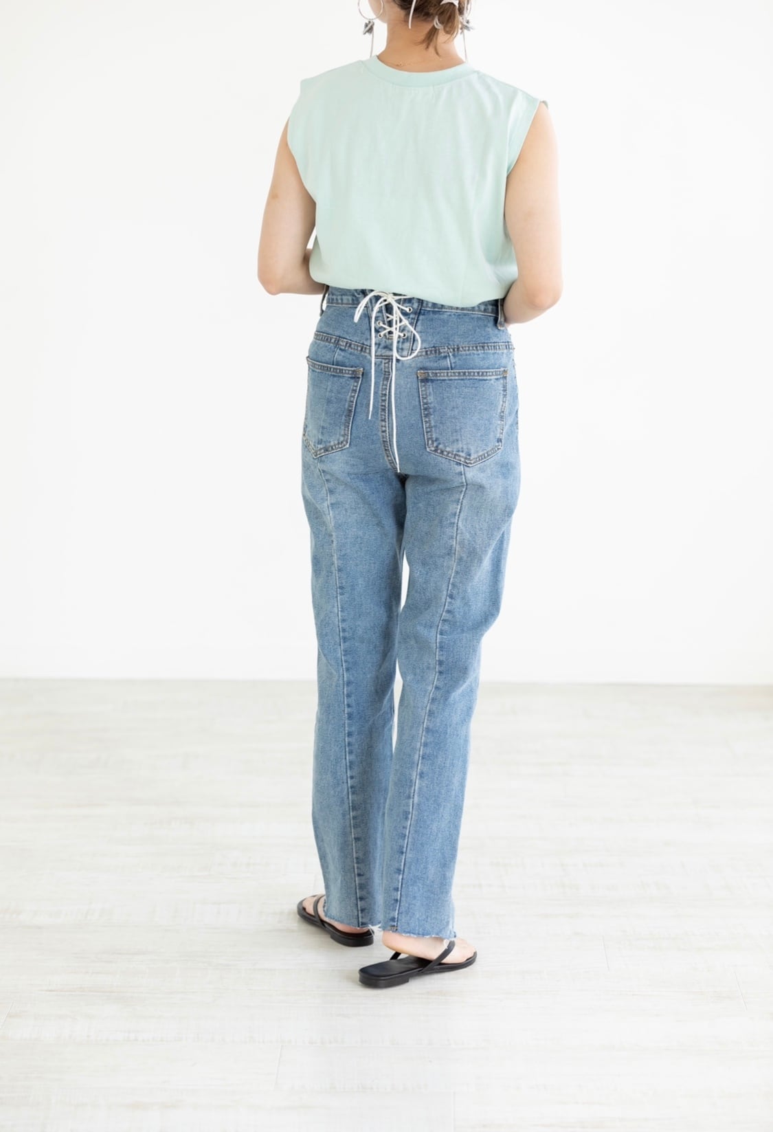 mite back silhouette denim